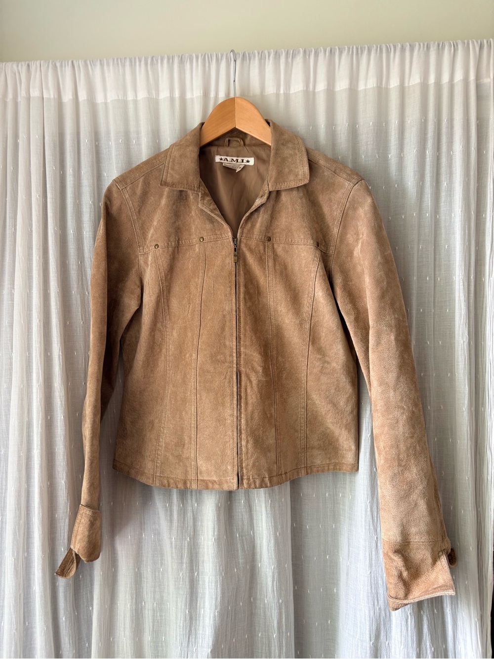 Vintage Ami Women's Suede Zip Jacket in Light Brown